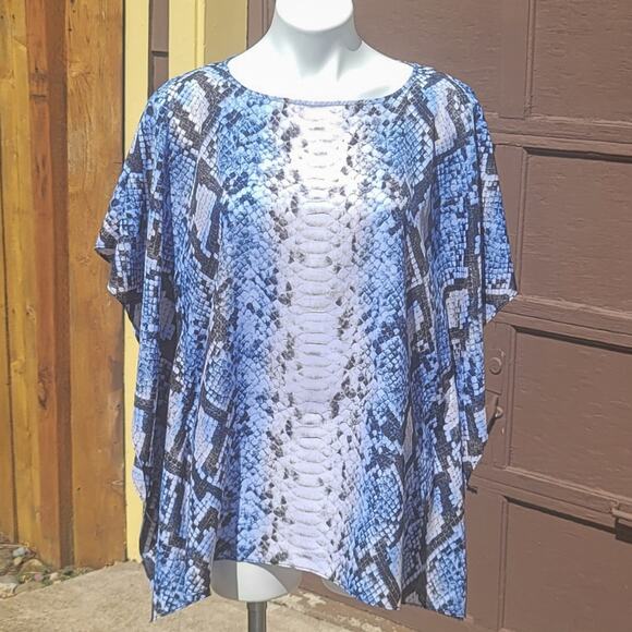 Michael Michael Kors snakeskin handkerchief butterfly sleeve blouse size S/M - Picture 2 of 9